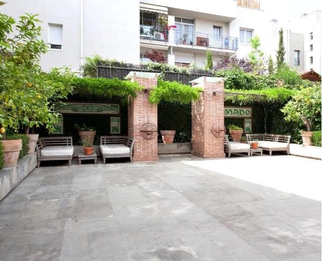 Casa de diseño con piscina en la Bonanova