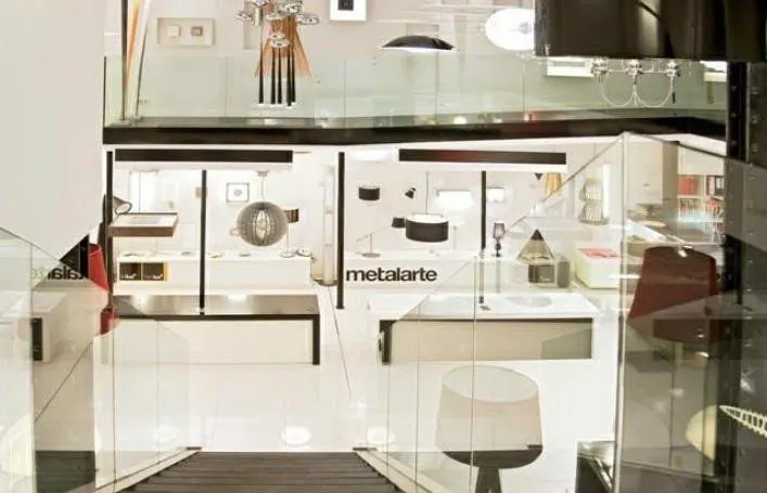 Local comercial junto a Rambla Catalunya