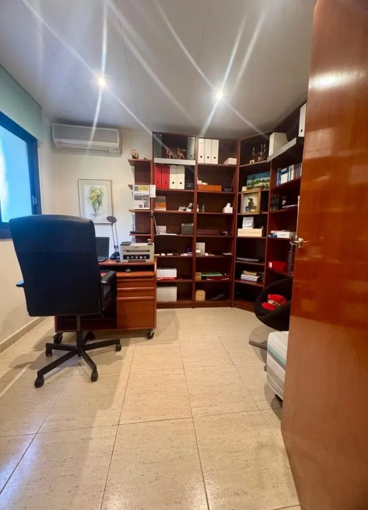 Restaurante con vivienda a 50 m de la playa de Castelldefels
