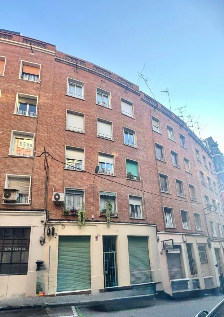Lote de 4 edificios residenciales en Barcelona