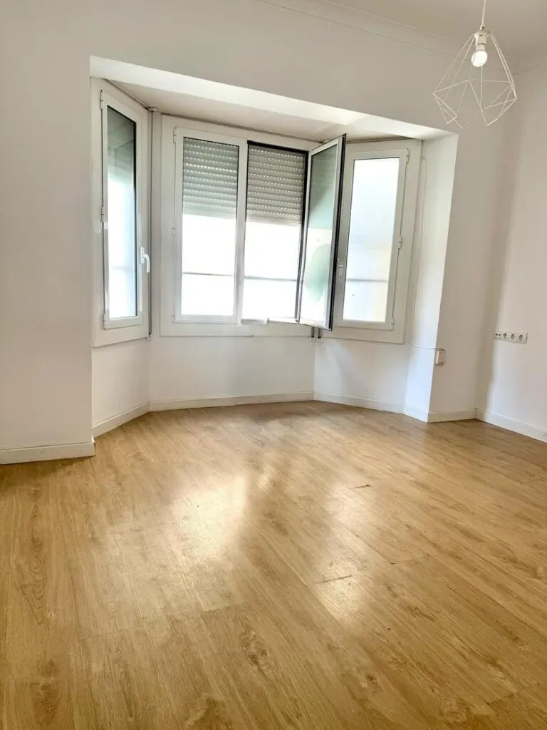 Lote de 4 edificios residenciales en Barcelona